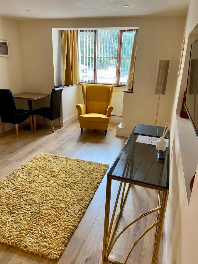 High Hedges Apartment A オックスフォード エクステリア 写真